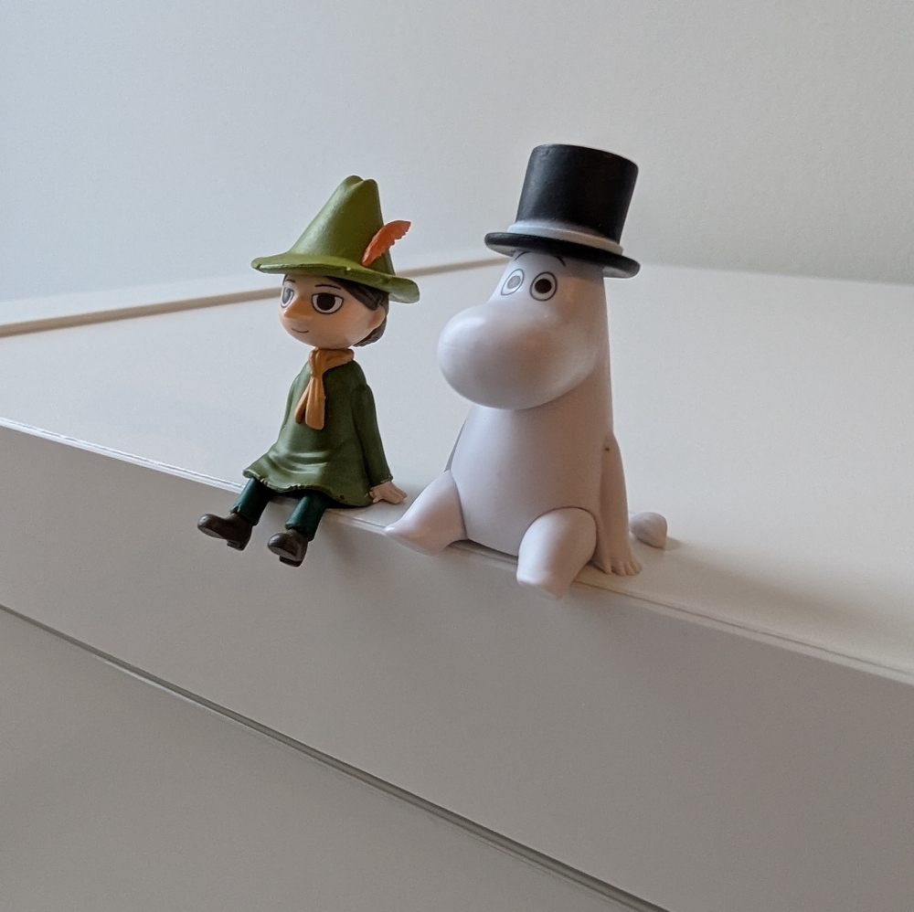Moominpappa Figurine NEW Moomin 1 Figure Sitting